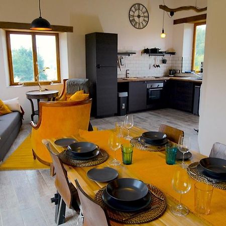 Walnut Lodge Espas 2 Bedroom, Barn Conversion Bagian luar foto